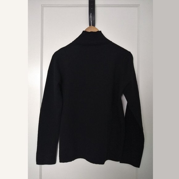 Black Mock Turtleneck Sweater (Medium) - Picture 2 of 4